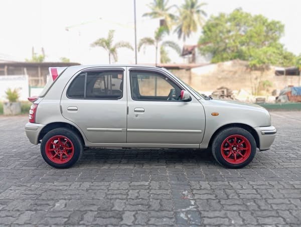 nissan-march-big-3