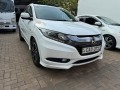 honda-vezel-z-grade-small-3