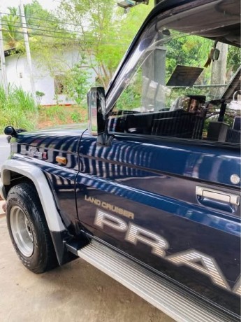 toyota-landcruiser-prado-lj-79-big-4