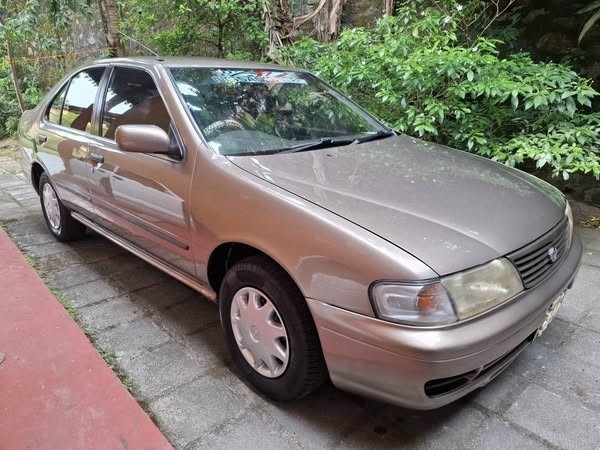 nissan-fb14-ex-saloon-big-0