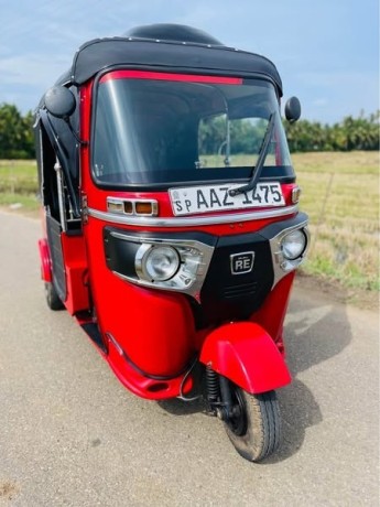 bajaj-re-2015-big-0