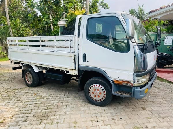 mitsubishi-canter-big-1
