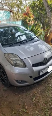 toyota-vitz-big-2