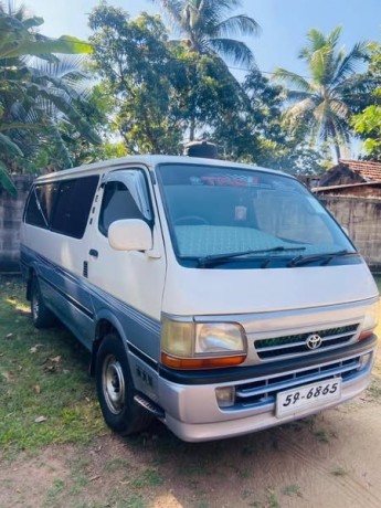 toyota-dolphin-big-0