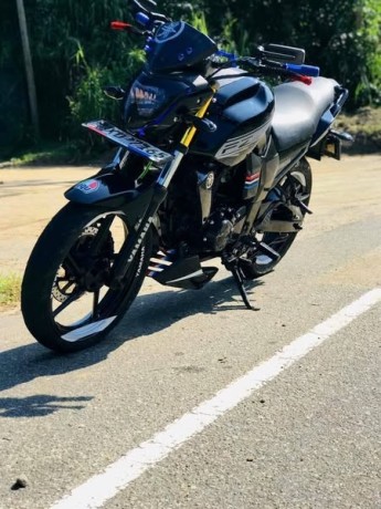 yamaha-fz-big-1