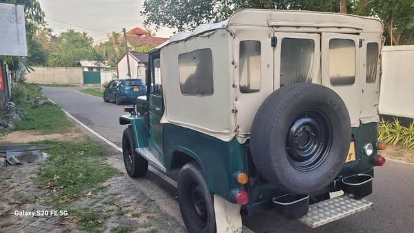 4dr-5-1967-4-weel-jeep-big-1