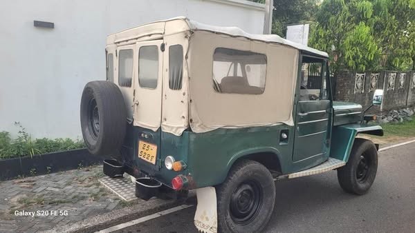 4dr-5-1967-4-weel-jeep-big-3