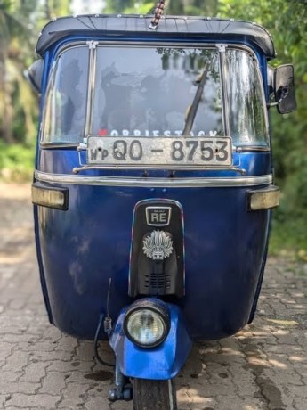 bajaj-threeweel-big-0