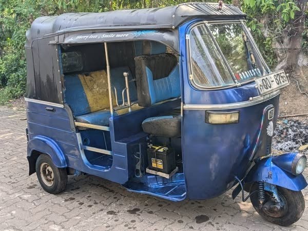 bajaj-threeweel-big-1