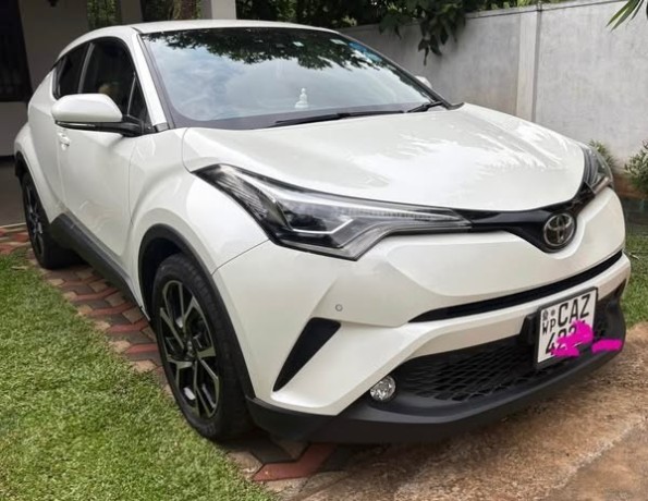 toyota-chr-gt-turbo-2017-big-0