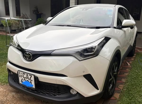 toyota-chr-gt-turbo-2017-big-1