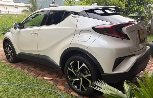 toyota-chr-gt-turbo-2017-big-3