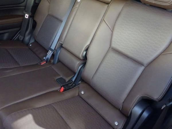 land-cruiser-prado-1st-edition-big-1