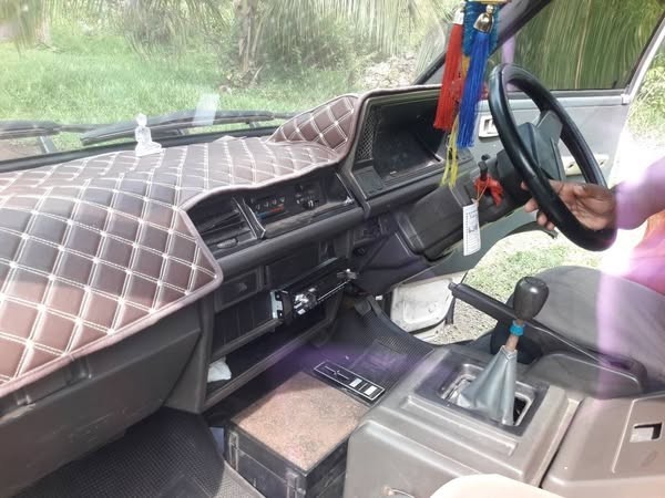 nissan-vanette-big-0