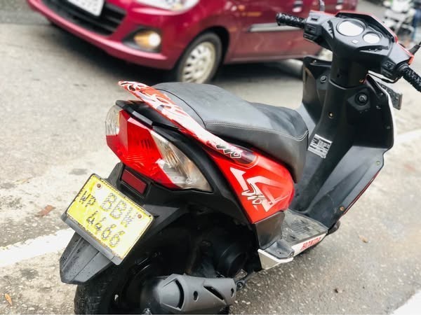 honda-dio-2014-big-3