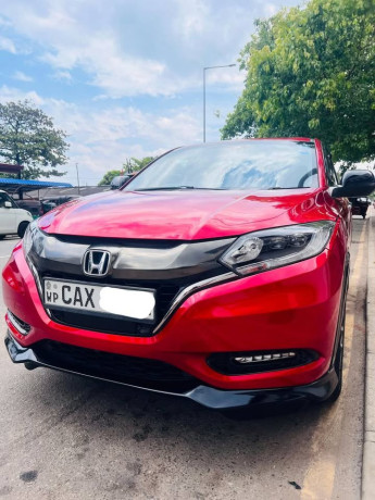 honda-vezel-rs-2027-big-0