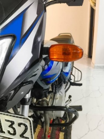 bajaj-ct100-es-2019-big-1