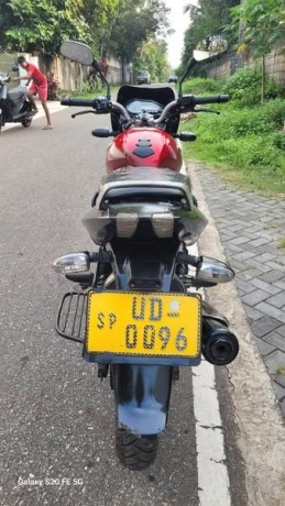 bajaj-pulser-180-2008-big-1