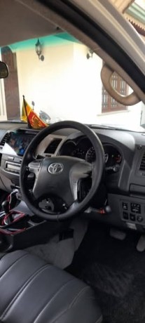 toyota-hilux-big-2
