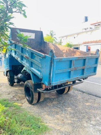 isuzu-tipper-big-1