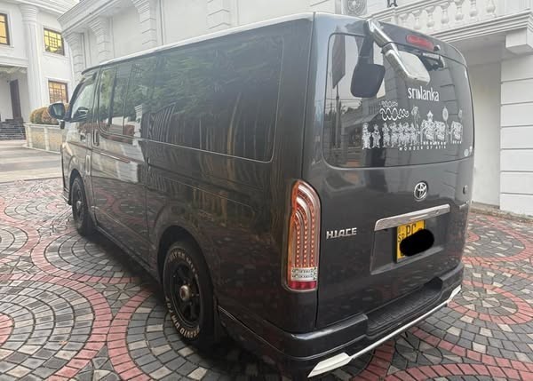 toyota-hiace-kdh-200-super-gl-2007-big-2