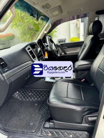 mitsubishi-montero-2014-suv-big-5