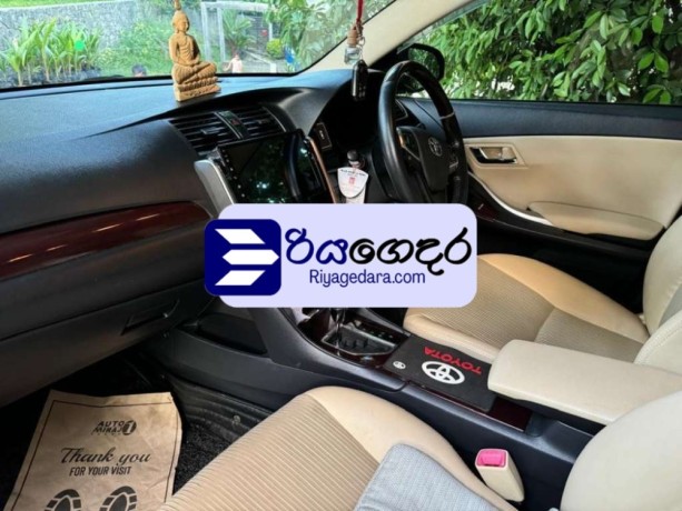 toyota-premio-g-superior-2018-car-big-2