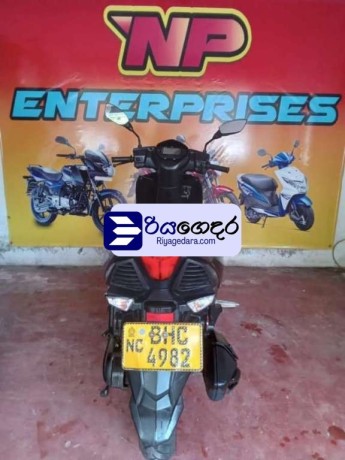 tvs-ntorq-2018-motorbike-big-2