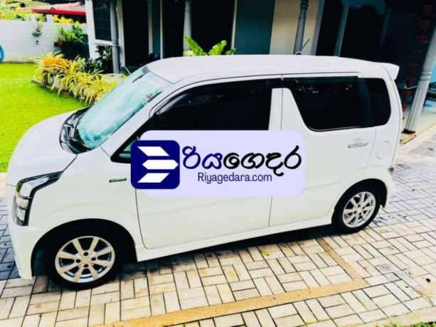 suzuki-wagon-r-stingray-2018-car-big-3
