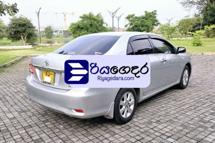 toyota-corolla-141-gli-highest-grade-2012-car-big-1