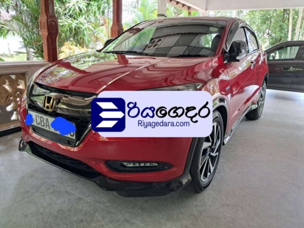 honda-vezel-rs-sensing-2017-suv-big-0