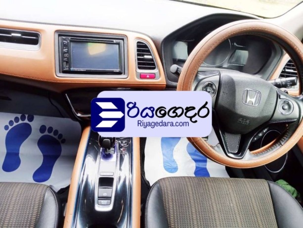 honda-vezel-2014-suv-big-4