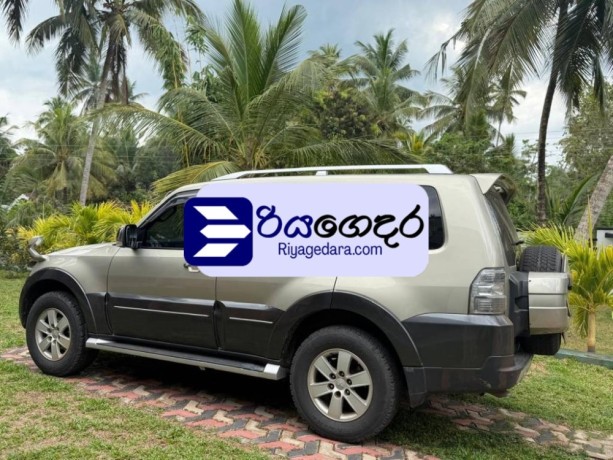 mitsubishi-montero-2007-suv-big-5