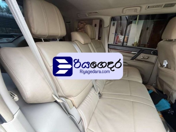 mitsubishi-montero-2007-suv-big-3