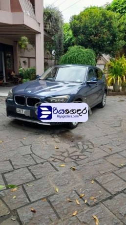 bmw-x1-2011-suv-big-0