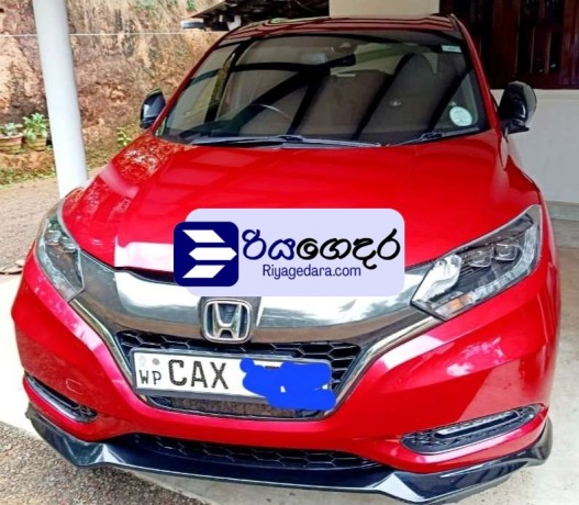 honda-vezel-rs-sensing-2018-suv-big-0