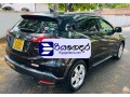 honda-vezel-2014-suv-small-1