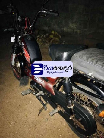 tvs-xl-super-heavy-duty-2013-motorbike-big-1