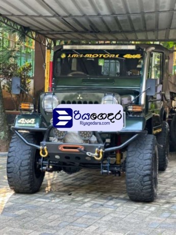 mitsubishi-j20-d-1969-suv-big-0