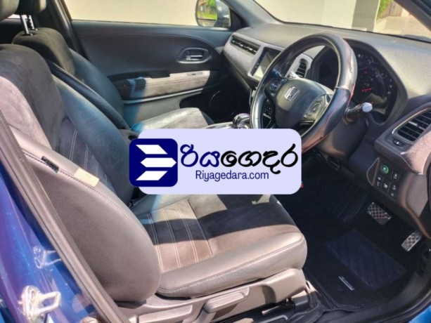 honda-vezel-rs-2016-suv-big-3