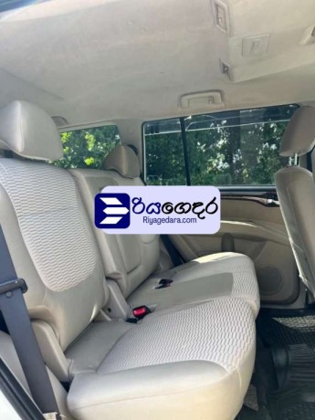 mitsubishi-montero-2011-suv-big-5