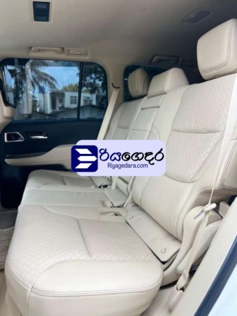 toyota-land-cruiser-sahara-zx-highest-spec-2024-suv-unregistered-recondition-big-4