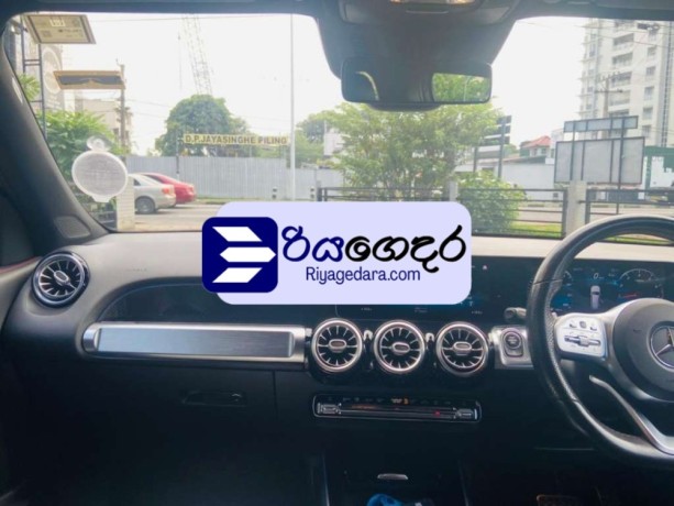 mercedes-benz-glb-200-2020-suv-big-2