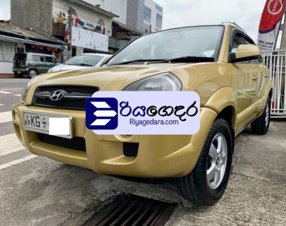 hyundai-tucson-2004-suv-big-0