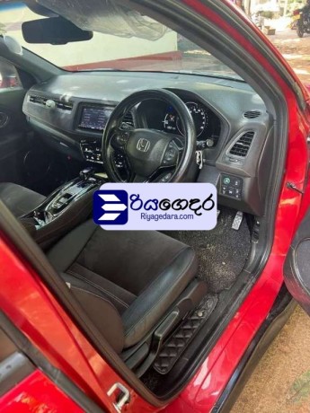 honda-vezel-rs-sensing-2016-suv-big-2