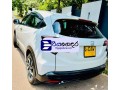 honda-vezel-rs-sensing-2017-suv-small-2