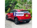 honda-vezel-2018-suv-small-2