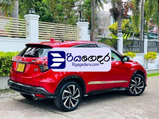 honda-vezel-2018-suv-big-3