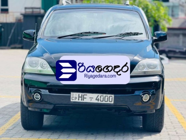 kia-sorento-2003-suv-big-3