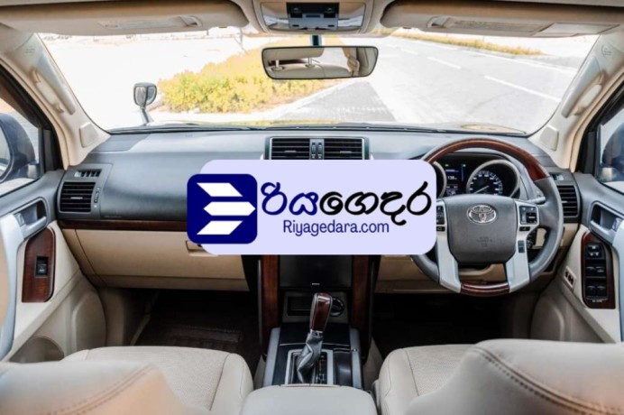 toyota-prado-150-2010-suv-big-1